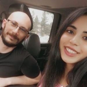 Meet your Posher, Roland mahroum